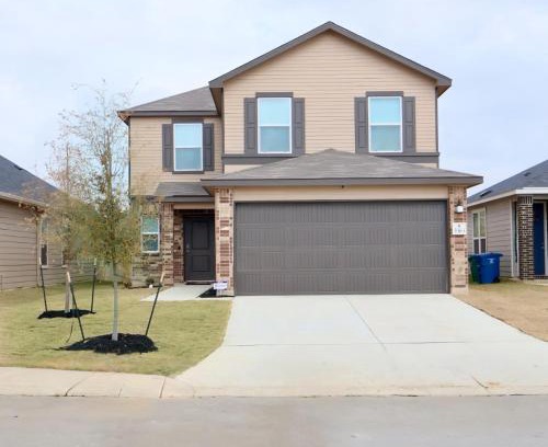 Southside Casa | Near Airport & Prime Location Getaway sleeps 8