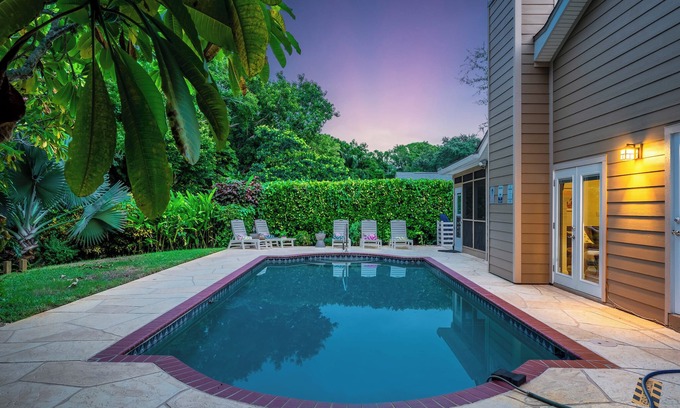 West Bradenton Casa | Near Anna Maria Island! Game Room! Pool! Hot Tub