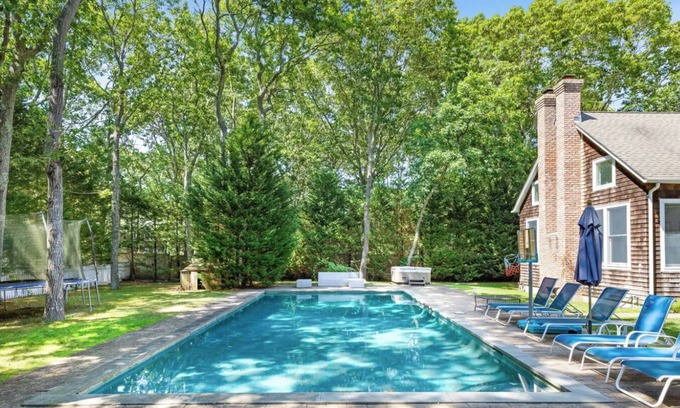 Wainscott Casa | Near Beach Lane Ocean, Modern and Bright Family Friendly Home with Pool