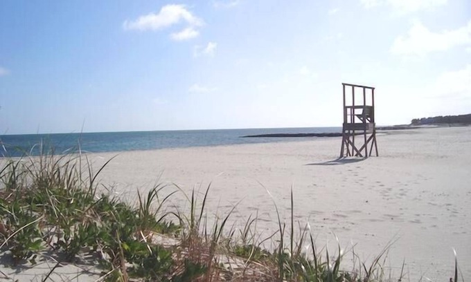 Harwich Port Cabaña | Near Beach-Studio cottage with Central Air- WIFI