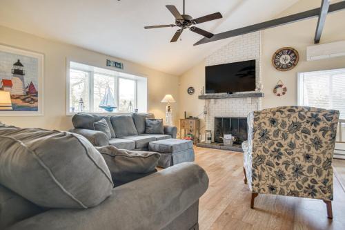 East Falmouth Casa | Near Beaches and Trails Home in East Falmouth