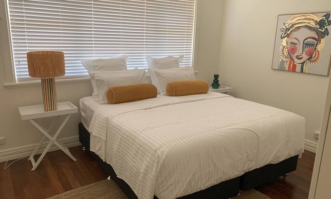 Yokine Casa | Near Beaufort Str, CBD, Aquatic Centre & Parks
