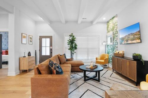 Charlotte Casa | Near BoA Stadium, 5 Bedroom with Games, Backyard