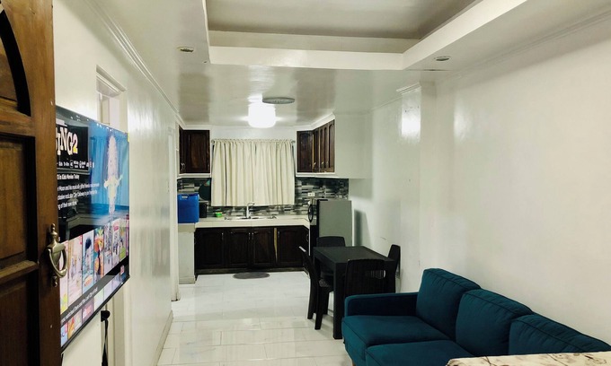 Baguio Apartamento | Near Burnham Cozy Home W/ Roof top Panoramic City View.