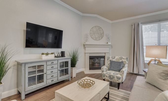 Corinth Casa | Near Denton, Flower Mound and Highland Village 3 BR!