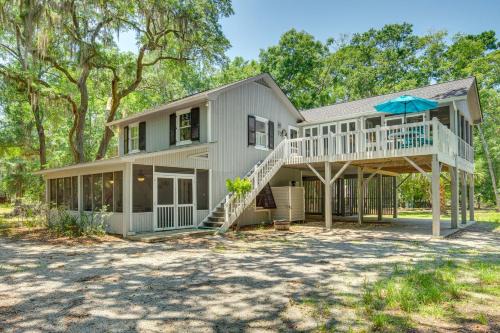 Edisto Island Casa | Near Edisto Beach State Park Home with Lanais!
