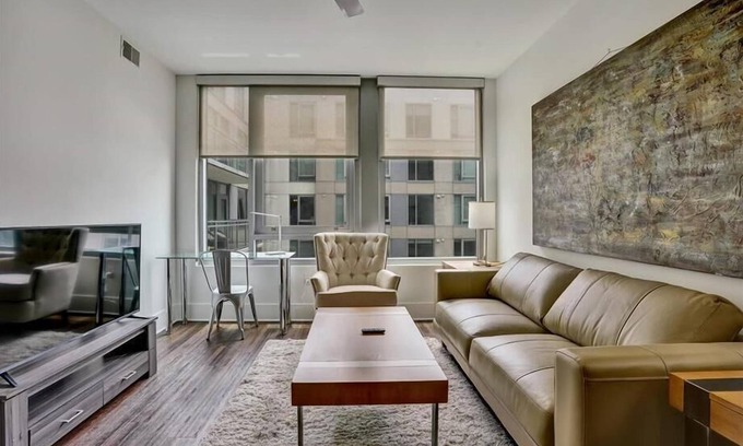 Garden Hills Apartamento | near Georgia Tech | 2BR in Walkable Buckhead Location