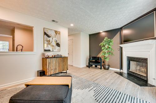 Church Street Casa | Near GICC and ATL Airport Modern Townhome!