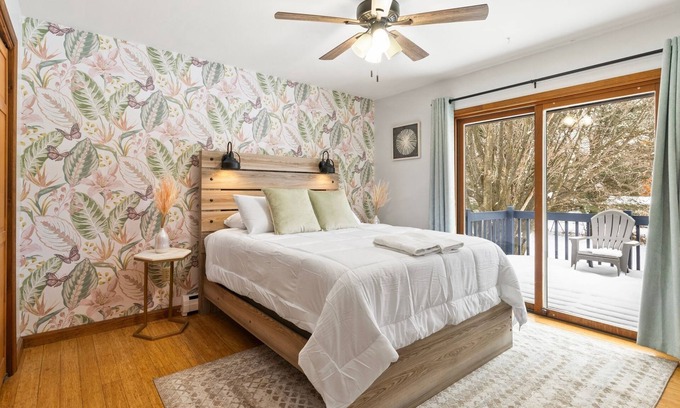 Newfield Casa | Near Ithaca!Hot Tub! LRG Home!Sleeps 12! Dogs ok!