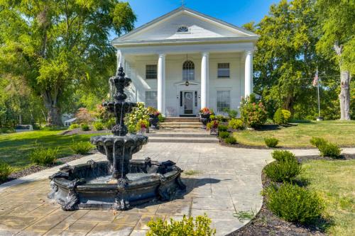 Conneaut Casa | Near Lake Erie, Harbor and Parks Conneaut Getaway!