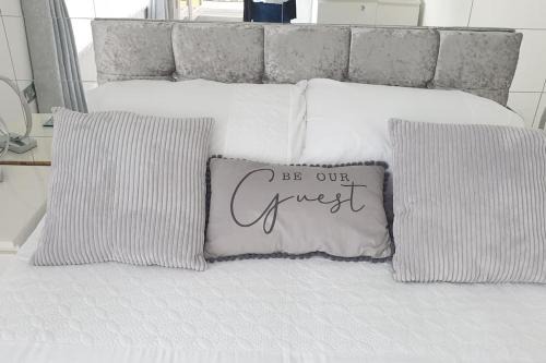 Bromborough Casa | Near liverpool double bedroom hideaway