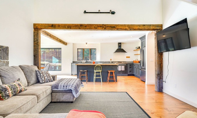 Andover Casa | Near Okemo Slopes: Peaceful Home w/ Trail Access