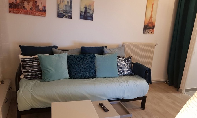 Quartier Atlantis Apartamento | Cerca de PARÍS: Apartamento acogedor en GARE Massy TGV y Massy Palaiseau y aeropuerto directo