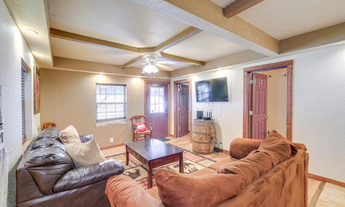 Ragland Casa | Near Riding Trails for ATVs Cabin in Delbarton