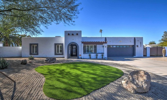 Paradise Valley Village Casa | Near Scottsdale IMPRESSIVE 4bd room home large lot with temp controlled pool