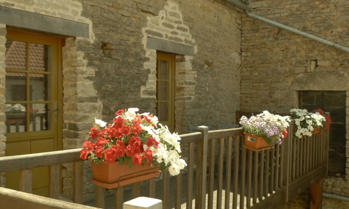 Bussy-le-Grand Apartamento | Cerca del castillo del conde de Bussy Rabutin (monumento) Estudio 4 p