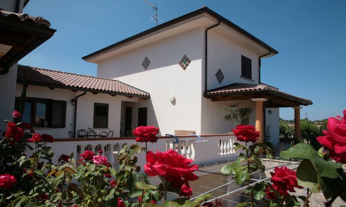 Drapia Apartamento | Cerca de Tropea, Apartamento en vacaciones en Villa Pamela, (Camelia) 4/6 plazas.