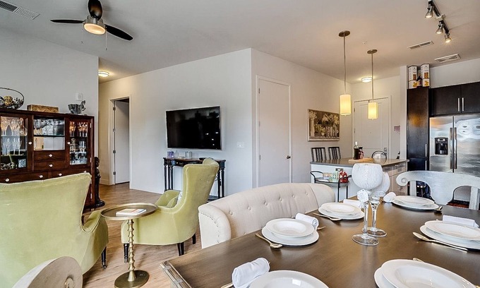 Buckeye Casa | Near Verrado I-10/303/101 frwys Spacious/Customized Corporate Travelers Welcome!