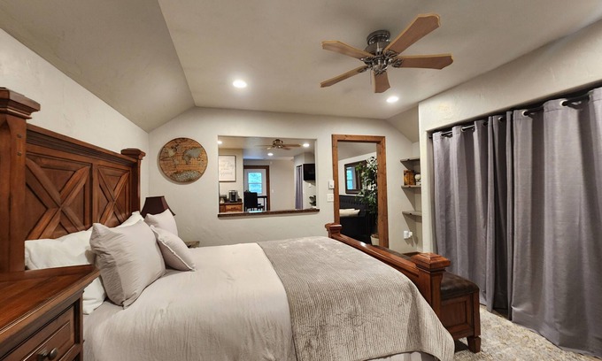 Amherst Apartamento | Near Waupaca Chain of Lakes, Hartman Creek State Park, Central Waters Brewery