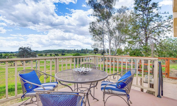Menifee Casa | Near Wineries & Dining: Exquisite Menifee Home!