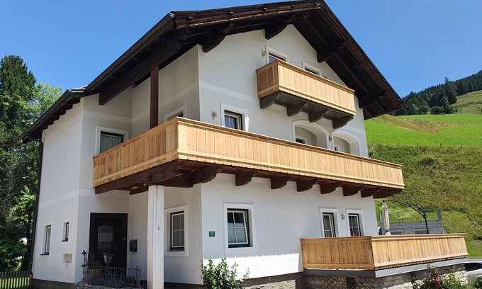 Dienten am Hochkoenig Apartamento | Neat apartment with a sunny balcony