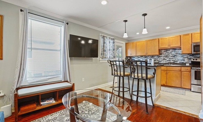 Annapolis Apartamento | Apartamento limpio y ordenado de 1 dormitorio en el pintoresco barrio de Eastport de Annapolis