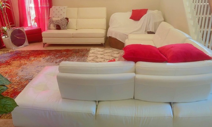 Covington Casa | Neat family home for large group
