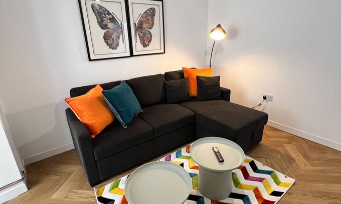 Pontypridd Casa | Neat Retreat-Cilfynyd-Pontypridd