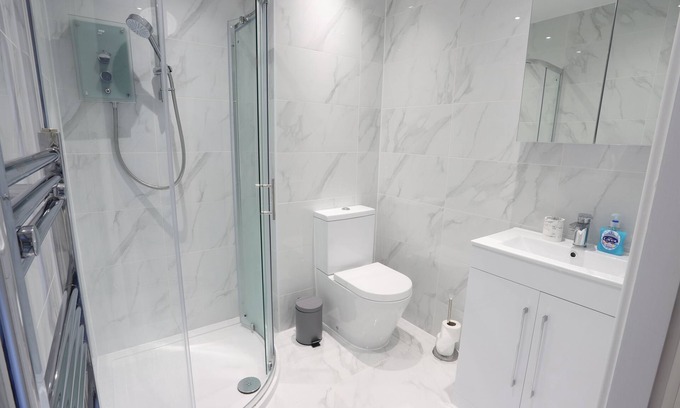 Sheldon Apartamento | NEC/Airport Interchange Shortstay Homebase14