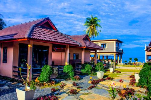 Khanom Cabina | Needa Rock Resort