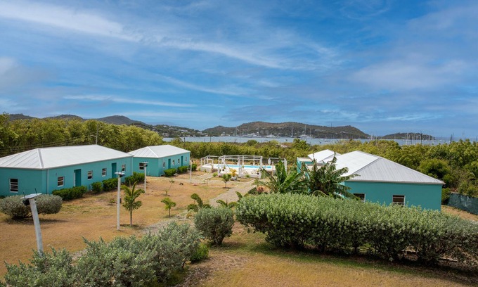 Falmouth Harbour Apartamento | Neem View Apartments Antigua