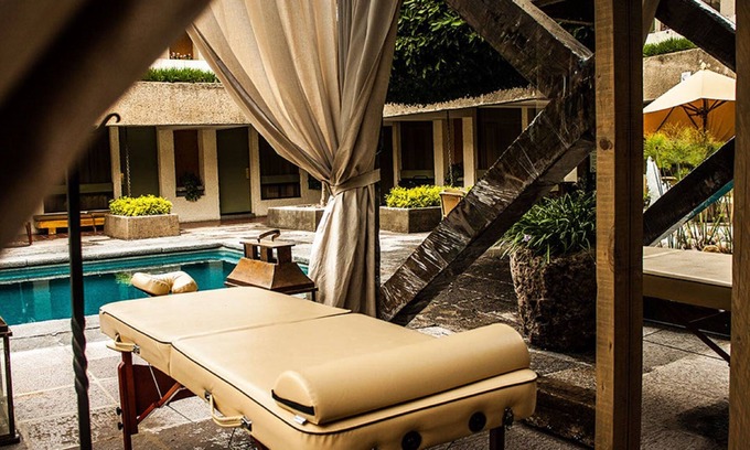 León Hotel | NEhotel Nueva Estancia
