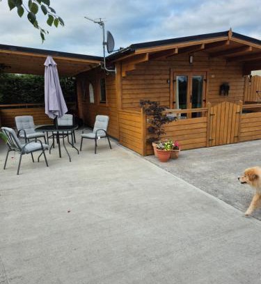 Kilcogy Chalet De Esquí | Nellies Cottage B&B & Log Cabins