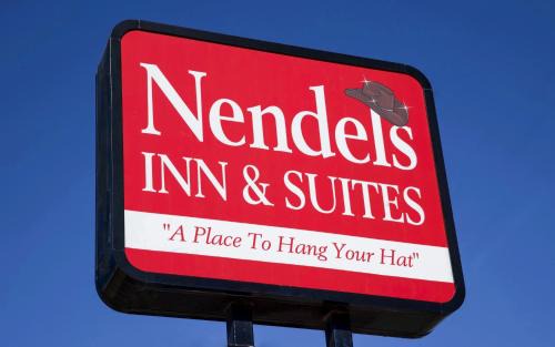 Dodge City Hotel | Nendels Inn & Suites Dodge City Airport
