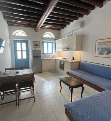 Paleopolis Apartamento | Neoclassical apartment, Central Chora Andros