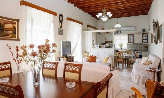 Leros Apartamento | Neoclassical Splendor, Unique Experience in Leros