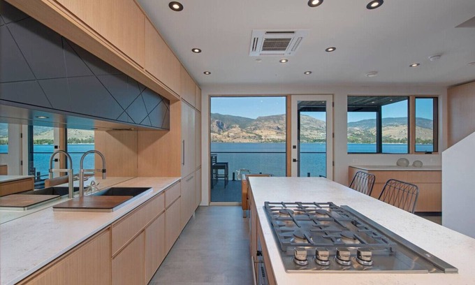 Okanagan-Similkameen Casa | Nest Luxury Modern Lake House