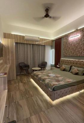 Greater Noida Apartamento | Nest & Nook