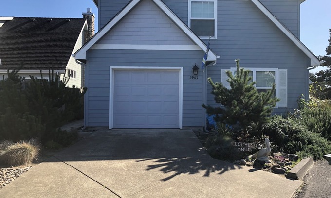 Four Sisters Casa | Pacific City Oasis!