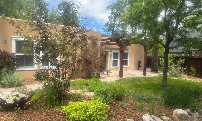 Broadmoor Casa | Nestled in Cheyenne Canyon and one minute walk to the Broadmoor hotel!