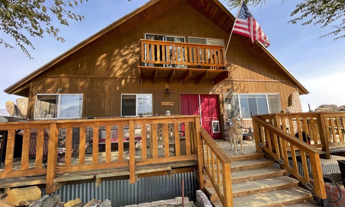 Lone Pine Casa | Lone Pine 4 acres casa anidada en las hermosas colinas de Alabama, cerca de Mount Whitney