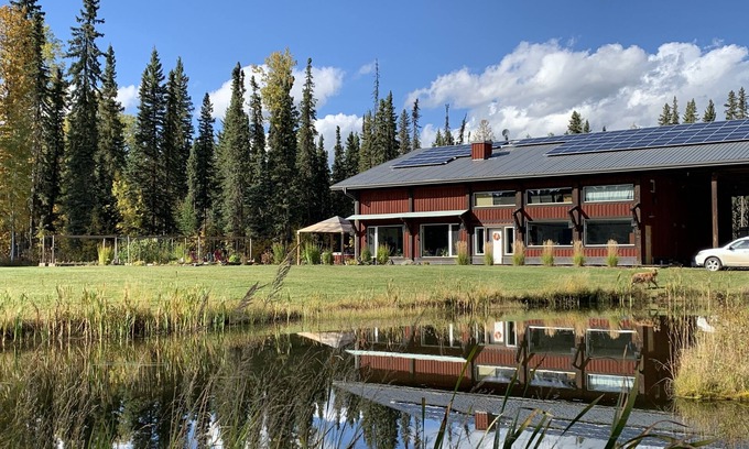 Yellowhead County Apartamento | Net Zero Passive House Private Suite in the Country