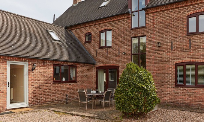 Dalbury Lees Casa | Nether Burrows Farm by Interhome