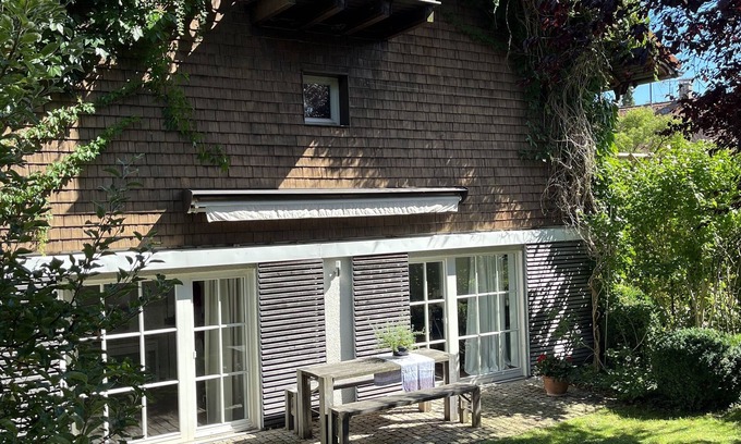 Utting am Ammersee Apartamento | NEU ab März 2024: Ferienwohnung im Historischen Bertolt Brecht Haus in Seenähe