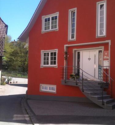 Ueberlingen Apartamento | NEU . in 2 min. am Bodensee