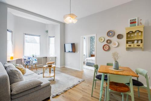 Leverkusen Apartamento | NEU! LEVEL22 charmanter zentraler Altbau