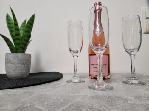 Alsdorf Apartamento | Neubau Apartment mit Küche, Netflix in der Nähe von Aachen