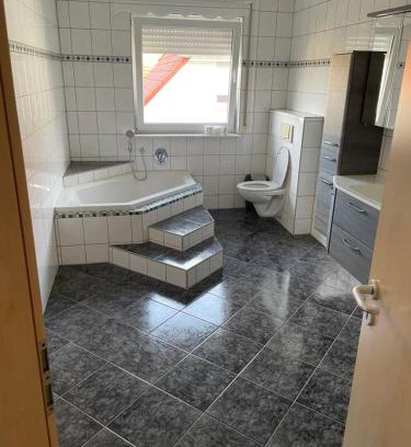 Lohfelden Apartamento | Neubau Schmidt 4 Zimmer Kassel Autobahn nähe