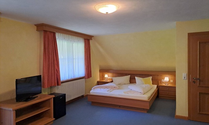 Seebach Apartamento | Neue Leistung