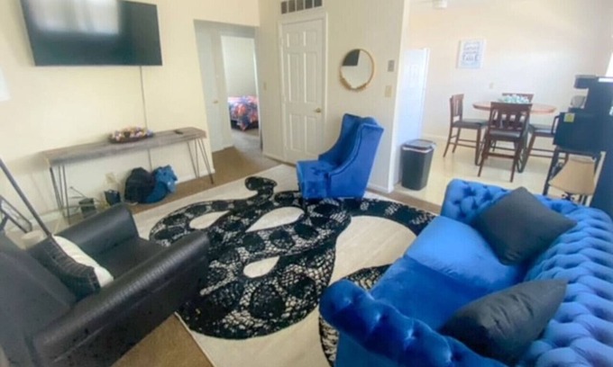 Trenton Apartamento | NEW 17 S First Unit * · 17 s first 8 new listing